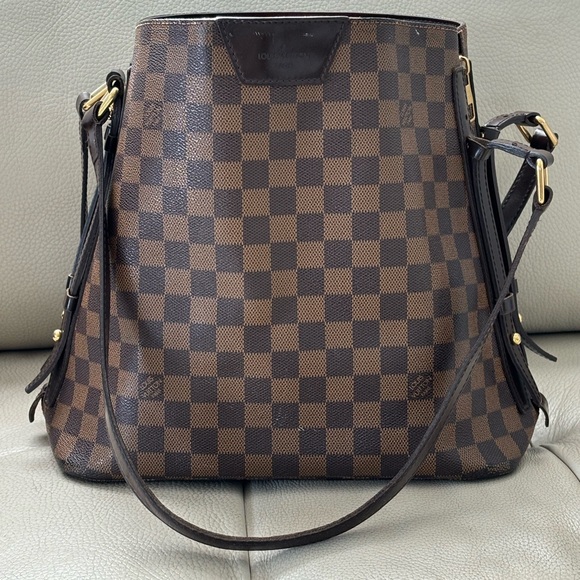 Louis Vuitton Tote - Used - Fair Condition - Picture 1 of 4